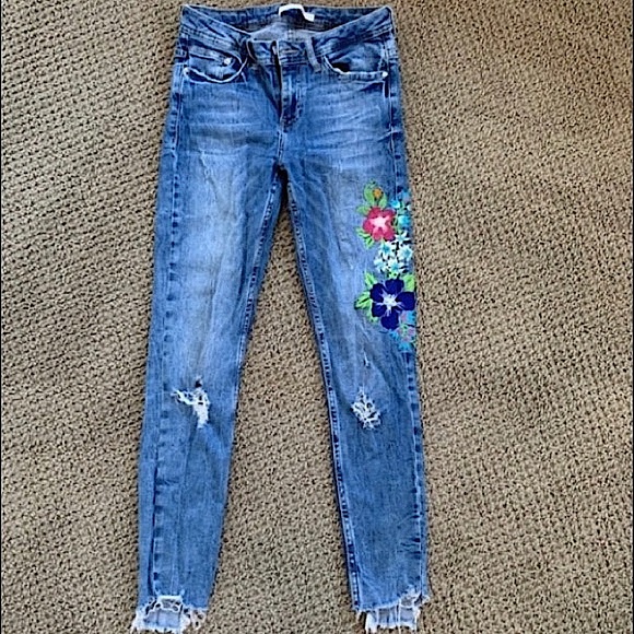 ZARA Jeans TRAFALUC DENIMWEAR Boho Floral Embroidered Blue Green Red Pink Size 4 - Picture 3 of 10
